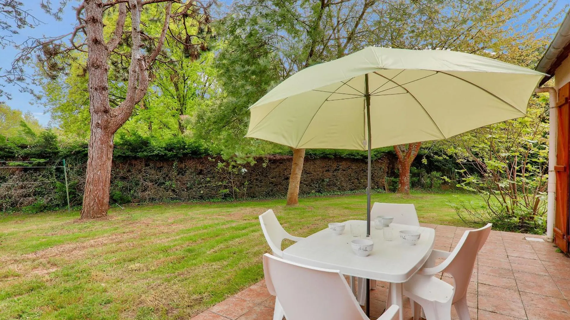 Holiday home Maison Pour 8 Avec Jardin Entre Plages Et Golfe Sarzeau